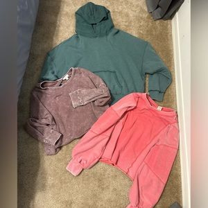 Bundle of 3 crop sweatshirts